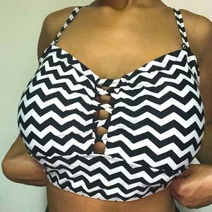 Torrid Chevron Print Bikini Swimsuit Top Plus Size